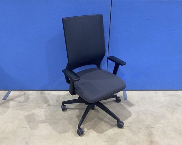 Sedus Quartback Mesh Office Chair with Arms