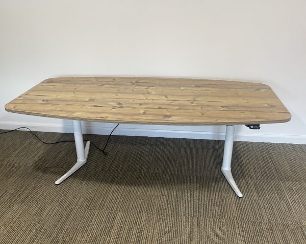 Electric Height Adj. Table with Barrel Shape Top