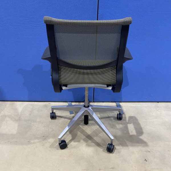 Herman Miller Setu Office Chairs in Green Mesh - Image 4