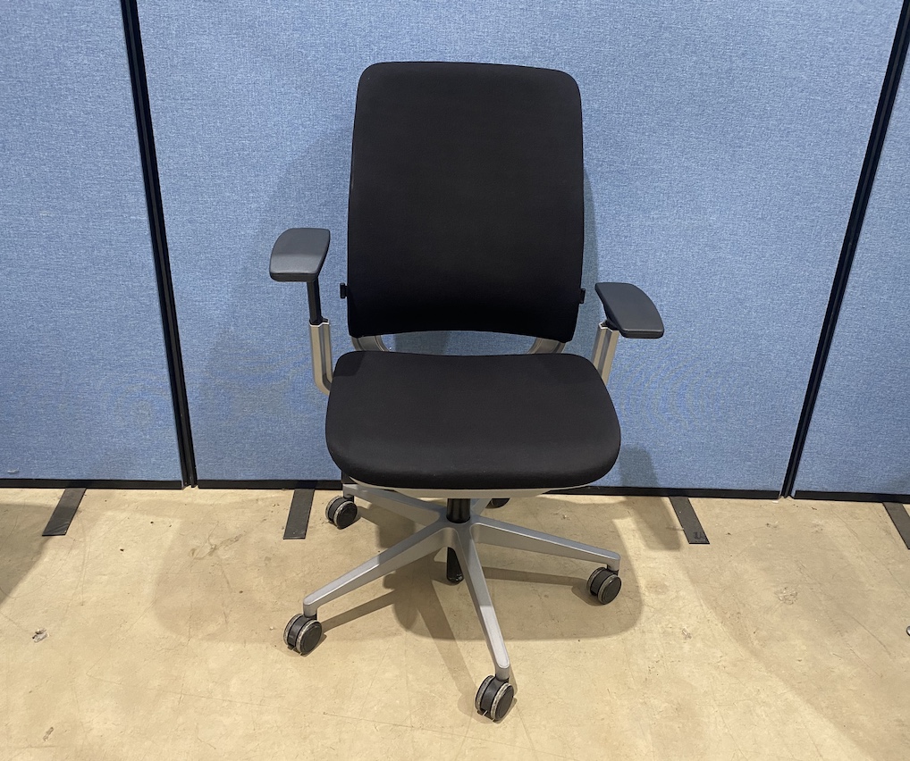 Steelcase Amia Black Ergonomic Task Chair | Second Hand - Image 5