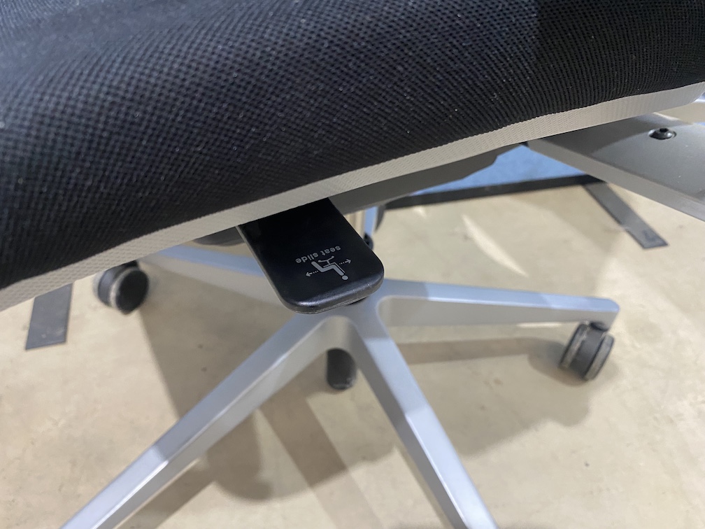 Steelcase Amia Black Ergonomic Task Chair | Second Hand - Image 4